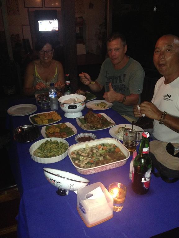 Gede Homestay ロヴィーナ エクステリア 写真