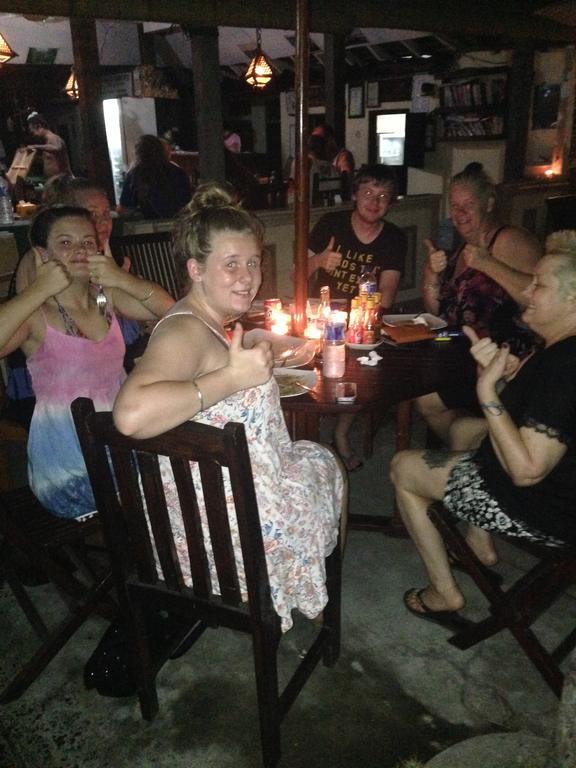Gede Homestay ロヴィーナ エクステリア 写真